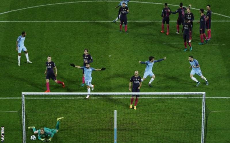 Kevin de Bruyne put Man City ahead from a free-kick and Ilkay Gundogan added a third late on